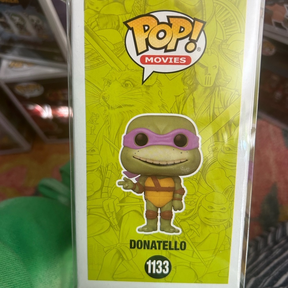 DONATELLO--1133---FUNKO POP! MOVIES - Picture 13 of 13